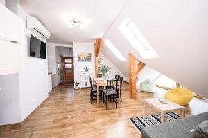 Posedenie v ubytovaní Apartament Pastorówka