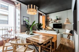 Posezení v ubytování TETELA- 1 Bedroom Apartment with shared pool in Centro