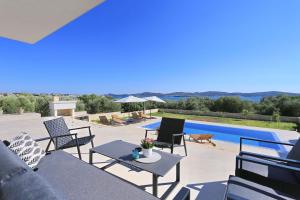 Bazén v ubytování Villa Capan - Adriatic Luxury Villas nebo v jeho okolí