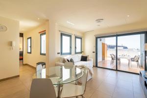 Posezení v ubytování LUXURY HOLIDAYS SUITES, Playa de los Cristianos