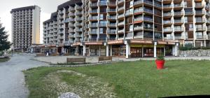 Budova, v ktorej sa apartmán nachádza