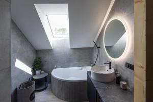 Koupelna v ubytování Apartmány Na Lánech