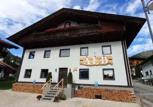 Foto de la galería de Alpen Lodge Berwang en Berwang