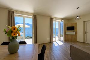 TV a/nebo společenská místnost v ubytování Residence Ruculì - Ruculì Hospitality