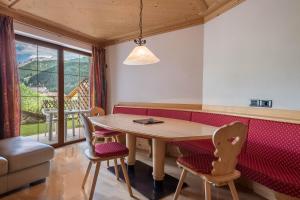 Χώρος καθιστικού στο Hotel Residence Gardena Dolomites 2