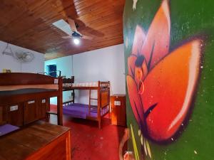 HI Hostel Chapada的休息区