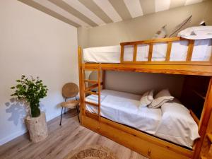 A bed or beds in a room at Tierra Boutique, Tierra Suites y Tierra Valles Apartamentos