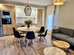 A kitchen or kitchenette at Tierra Boutique, Tierra Suites y Tierra Valles Apartamentos