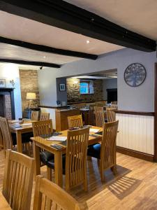 Restoranas ar kita vieta pavalgyti apgyvendinimo įstaigoje The Yew tree at Longhope
