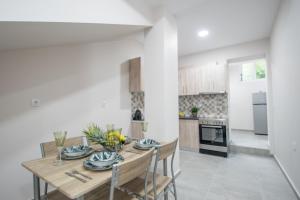 Gallery image of J & A Kandilas Apartment in Zakynthos Town