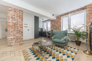 Fotografia z galérie ubytovania Apartament Loftowy Świętojańska v destinácii Gdynia