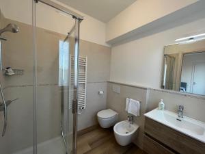 A bathroom at La Casa de Anto'