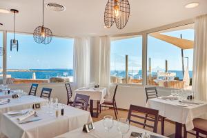 Ресторан / где поесть в Universal Hotel Cabo Blanco - Adults Only