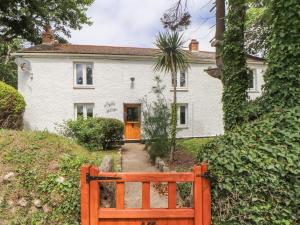 Hoone, kus puhkemaja asub