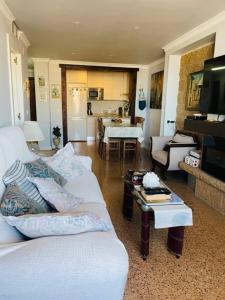 Fotografie z fotogalerie ubytování Fabuloso Apartamento Con Piscina En La Nogalera v destinaci Torremolinos