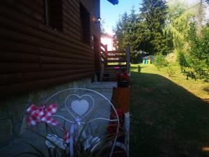 Vonkajšia záhrada v ubytovaní PLITVICE MAGIC