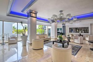 Posezení v ubytování Oceanfront Luxury 2and2 Condo with Amazing Views!