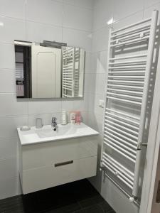 Vonios kambarys apgyvendinimo įstaigoje Apartamento Vilagarcía de Arousa -Playa 7 - Rías Baixas