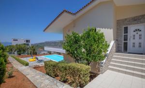 The swimming pool at or close to Villa with Private S Pool-Theologos by GHH
