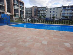 Bazén v ubytovaní LOFT PEARL Basen Taras Apartament alebo v jeho blízkosti