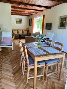 O zonă de relaxare la Vecliepas +60 fotografii