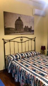 Postel nebo postele na pokoji v ubytování Villa Orsini - A Retreat in Pisa - Food and Relax