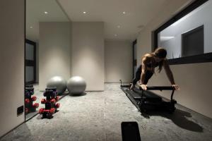 Academia e/ou comodidades em CUBIC Mykonos Seafront Design Suites