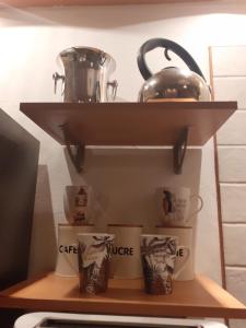 Kuchnia lub aneks kuchenny w obiekcie Bordeaux Chartrons superbe T2 avec terrasse