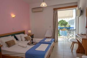 Gallery image of Hotel Avra in Nea Epidavros