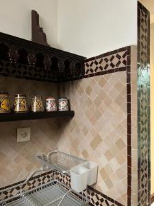 Kuchyň nebo kuchyňský kout v ubytování Traditional Moroccan House