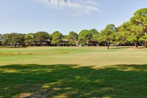 Muligheter for å spille golf på leilighetshotellet eller i nærheten