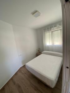Fotografia z galérie ubytovania Precioso apartamento con piscina 5 min de la playa v destinácii Tarifa