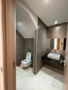 Φωτογραφία από το άλμπουμ του Plage des Nations σε Sale