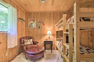 Gallery image of Cozy Florence Cabin, Proximity to Keyes Peak! in Florence