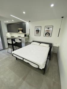 Posteľ alebo postele v izbe v ubytovaní Cannes - Magnifique studio moderne