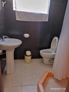 Et badeværelse på Hostal Fortaleza