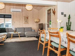 Gallery image of Two-Bedroom Holiday home in Juelsminde 7 in Sønderby