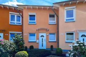 Fotografie z fotogalerie ubytování Apartes-Ferienhaus-10-in-der-Ferienanlage-Wohnpark-Weser-in-Doese v destinaci Cuxhaven