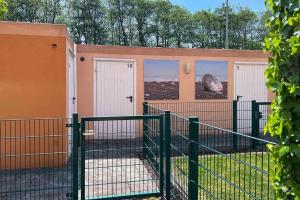 Fotografie z fotogalerie ubytování Apartes-Ferienhaus-10-in-der-Ferienanlage-Wohnpark-Weser-in-Doese v destinaci Cuxhaven
