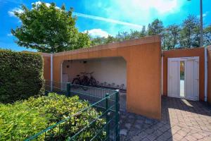 Fotografie z fotogalerie ubytování Apartes-Ferienhaus-10-in-der-Ferienanlage-Wohnpark-Weser-in-Doese v destinaci Cuxhaven