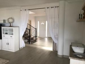 Fotografia z galérie ubytovania Villa Marianna con piscina climatizada y barbacoa v destinácii Adeje