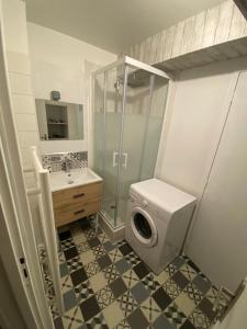 Kúpeľňa v ubytovaní Logement en bord de port