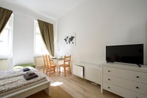 Televisyen dan/atau pusat hiburan di Vienna Lights Apartments - Praterstern +10 gambar