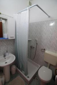 Ένα μπάνιο στο Apartment Marija