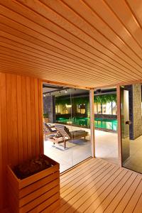 Bazén v ubytování Jasmin Elite Residence & SPA nebo v jeho okolí