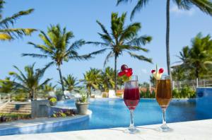 Bazén v ubytování Hotel Marsol Beach Resort nebo v jeho okolí