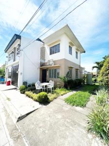 Gallery image of Villa Mercedita Subdivision - Centralized Aircon at Gene Vacation Homes in Davao City