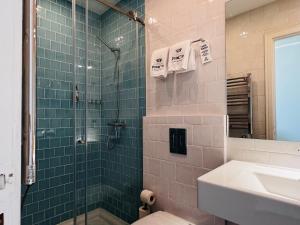 Ένα μπάνιο στο Casa do Principe +88 φωτογραφίες