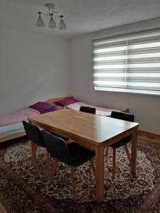 Χώρος καθιστικού στο Azra +25 φωτογραφίες