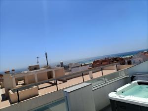 A general sea view or a sea view taken from Az apartmant